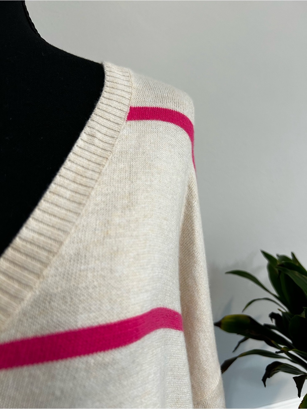 LOFT Cream V‑Neck Sweater with Pink Stripes Size XL - Picture 2 of 9